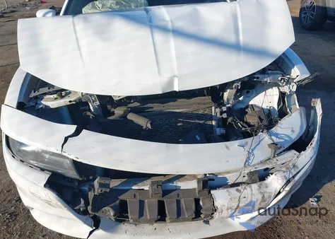 2016 Dodge Charger Sxt z USA, uszkodzony, nr VIN 2C3CDXHG6GH196063